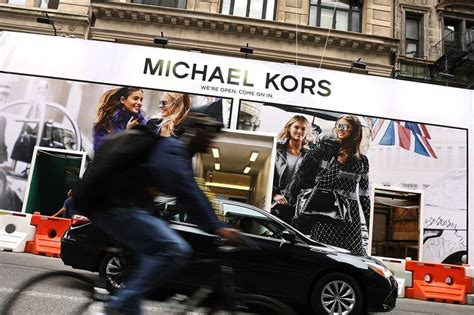 michael kors nears deal to buy versace